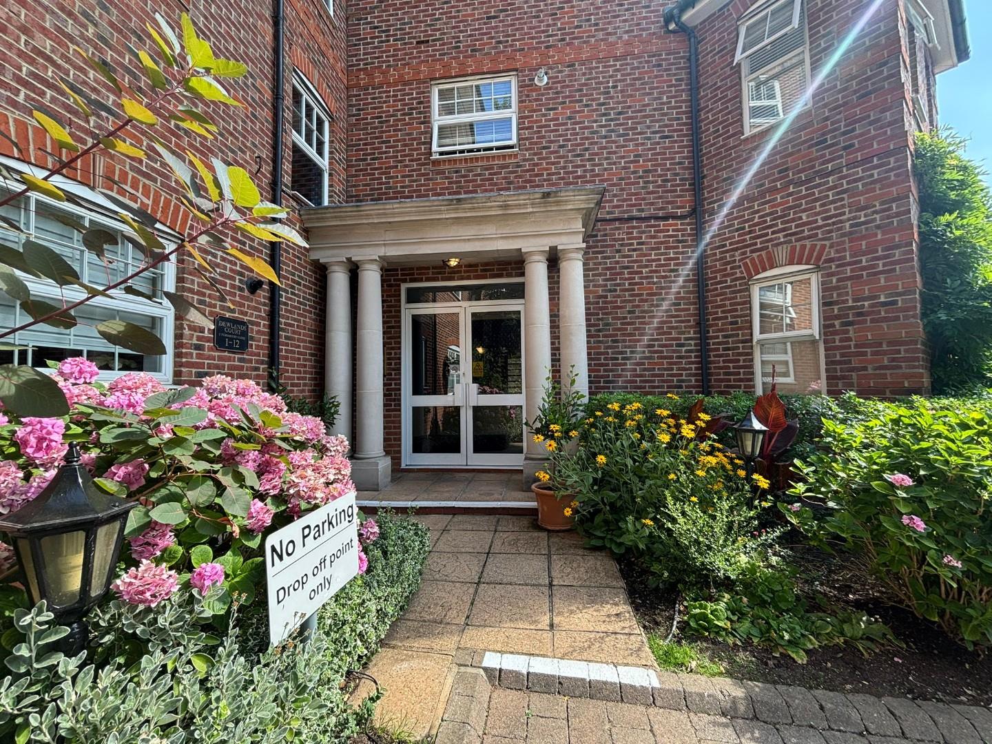 Turnberry Close, Hendon, NW4, London